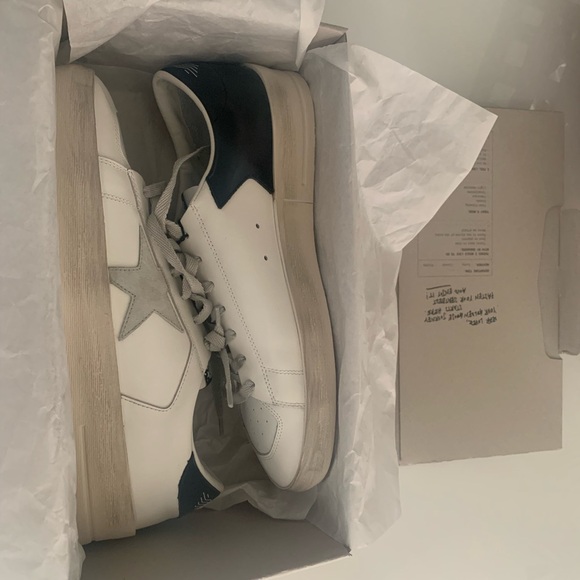 Golden Goose Men's Stardan with star in ice-gray suede - Picture 6 of 6